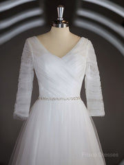 A-line / princess Sweetheart Sweep Train Tulle Robes de mariée avec volants