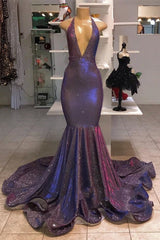 Chic Deep V-Neck Sleeveless Prom Dresses New Arrival Halter Memaiad Sequins Evening Gowns