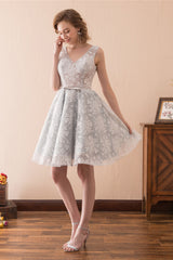 Lace V Neck Grey Short Homecoming Dresses with Ribbon