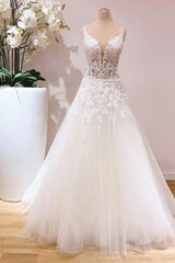 Romantic Long A-line Spaghetti Straps Appliques Lace Tulle Wedding Dress