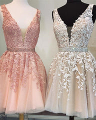 Short V-neck Tulle Prom Homecoming Dresses Lace Embroidery